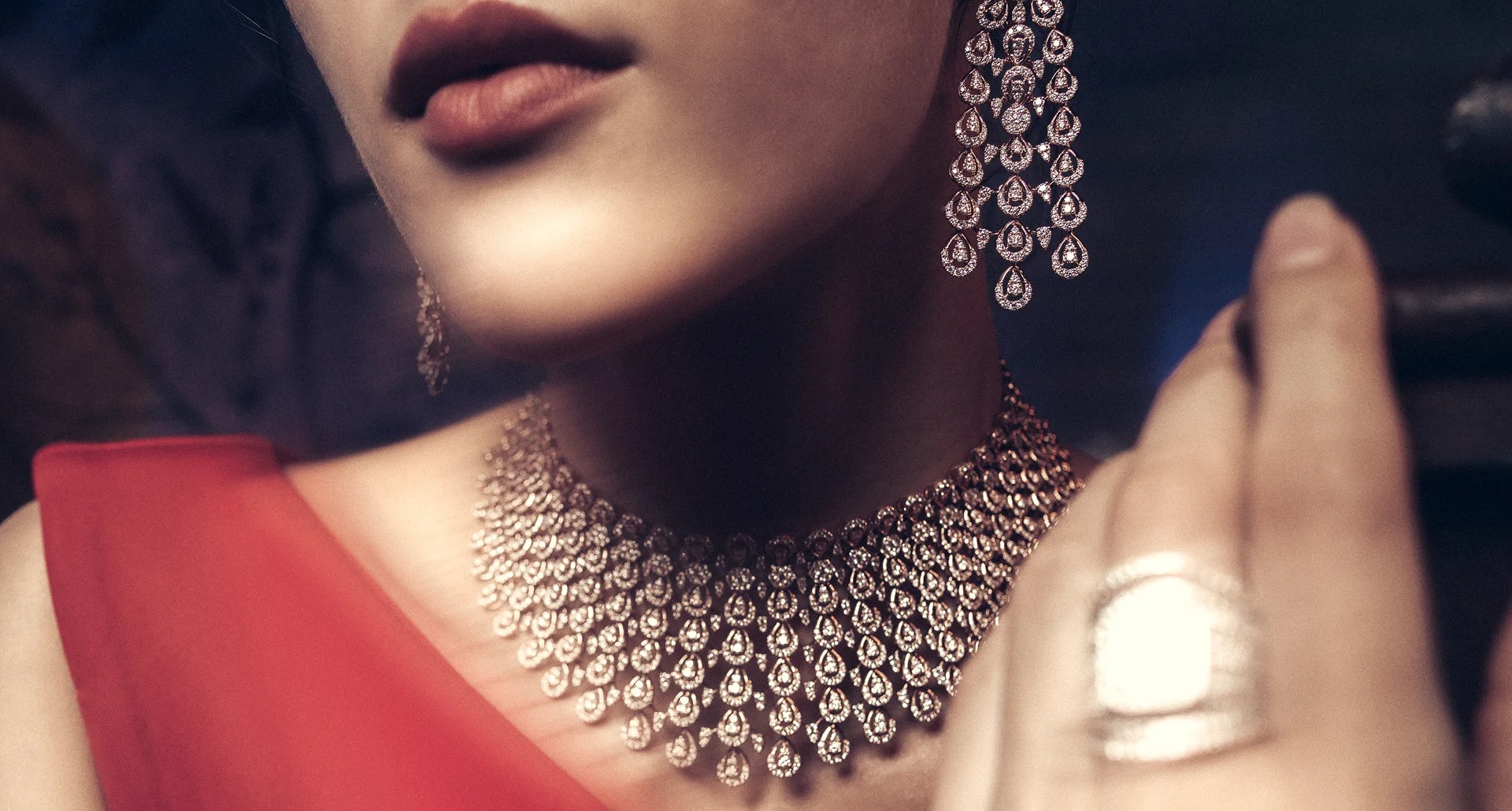 Redefining Elegance for the Modern You!